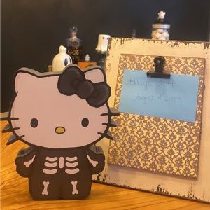 Hello Kitty Halloween Wooden Skeleton